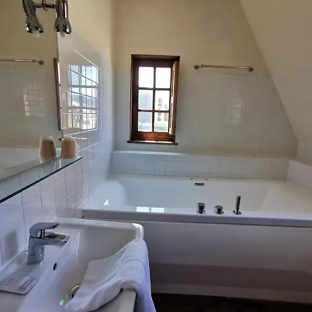 Отель La Manoir De La Salamandre Этрета