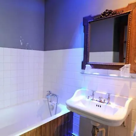 La Manoir De La Salamandre Отель 3*