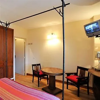 Отель La Manoir De La Salamandre