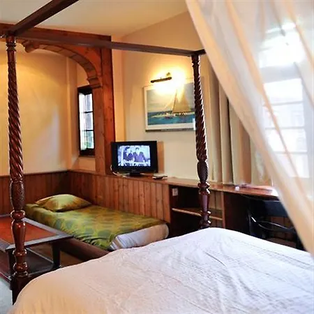 Hotel La Résidence Manoir De La Salamandre