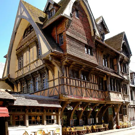La Résidence Manoir De La Salamandre Hotel 3*