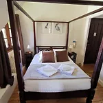Hotel La Manoir De La Salamandre