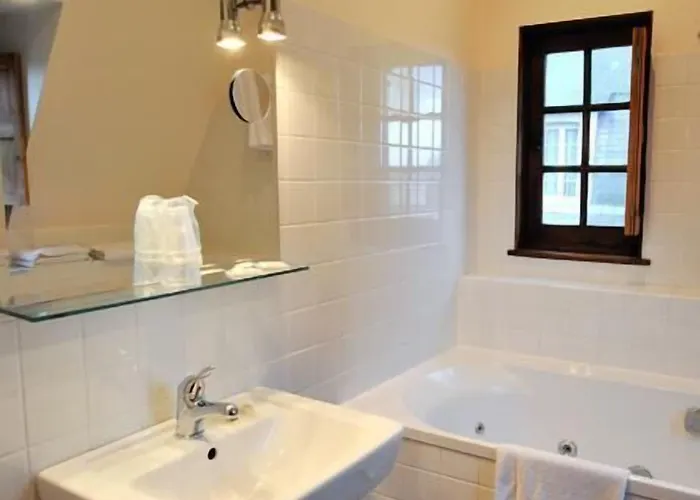 La Manoir De La Salamandre