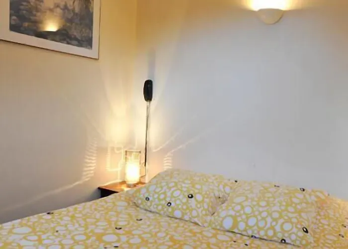 Отель La Manoir De La Salamandre 3*